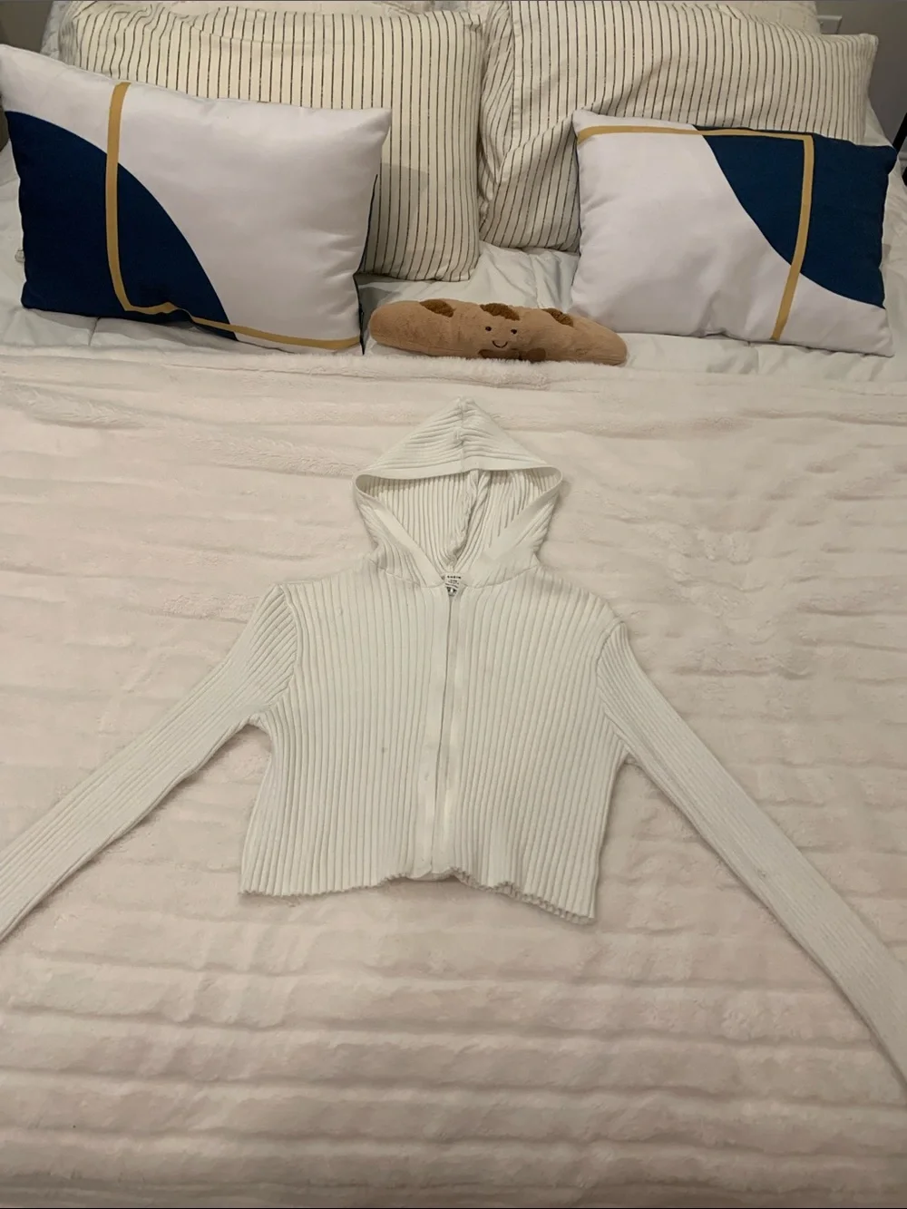 SHEIN White Ribbed Cropped Zip-Up Hoodie